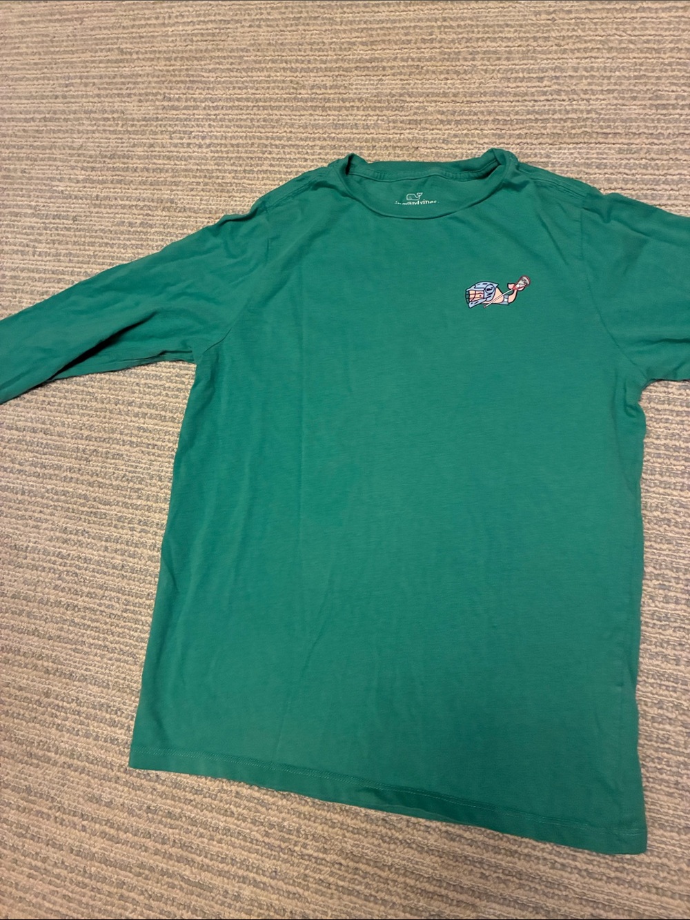Vineyard Vines Kelly Green Long Sleeve Tee with Whale Patch